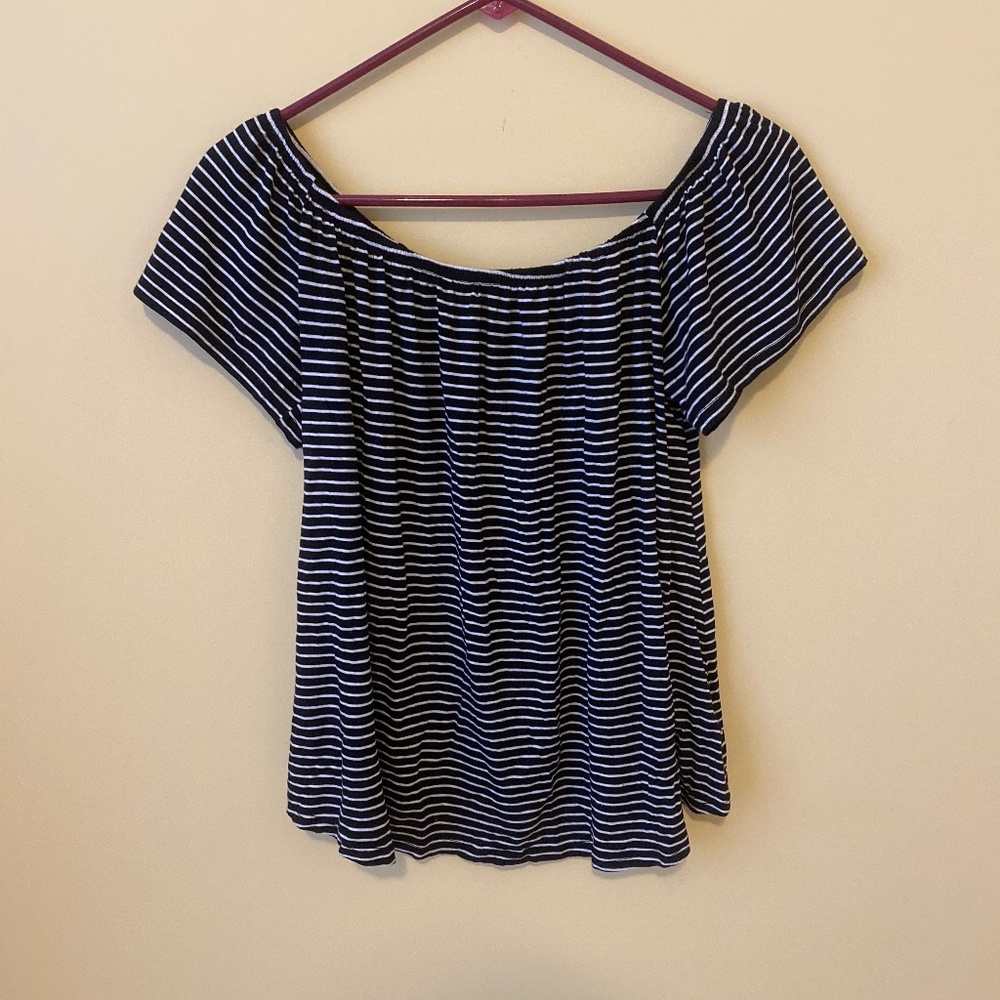 Dressy short sleeve tee by Socialite